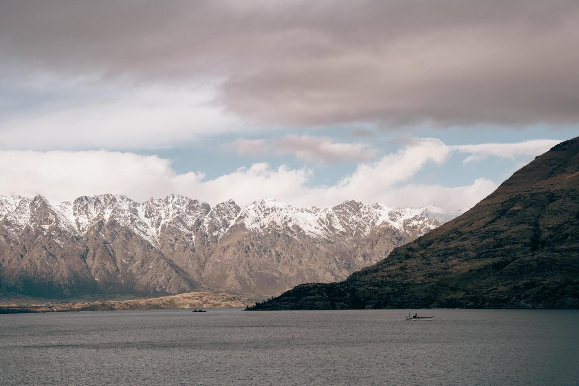 Rosewood Matakauri Hotel Queenstown Exterior photo