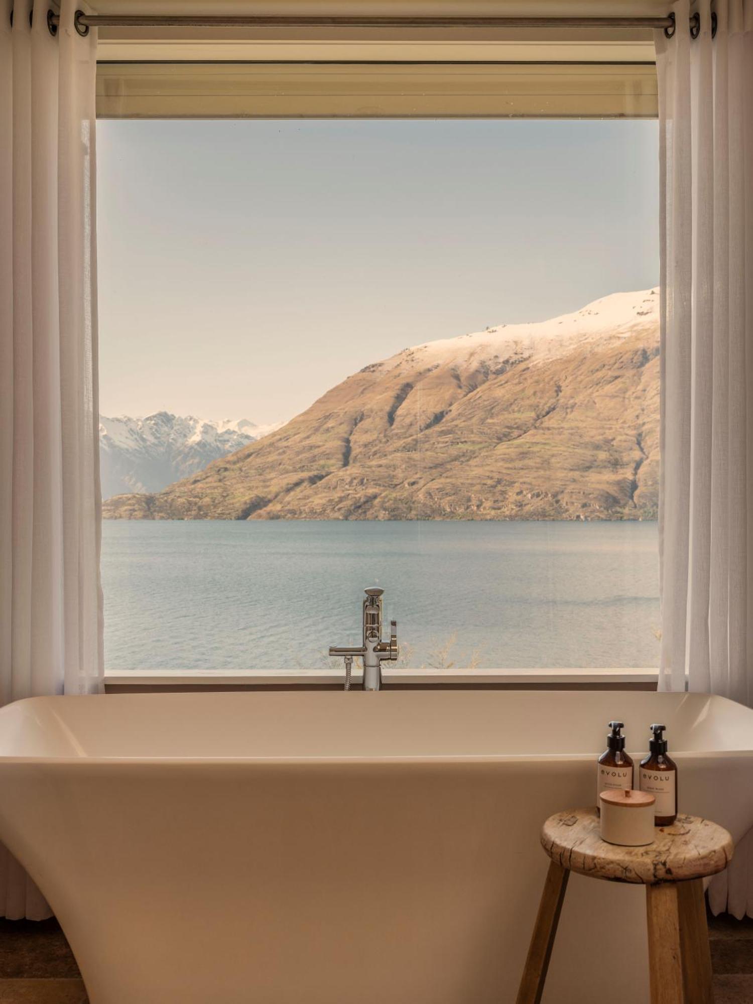 Rosewood Matakauri Hotel Queenstown Exterior photo